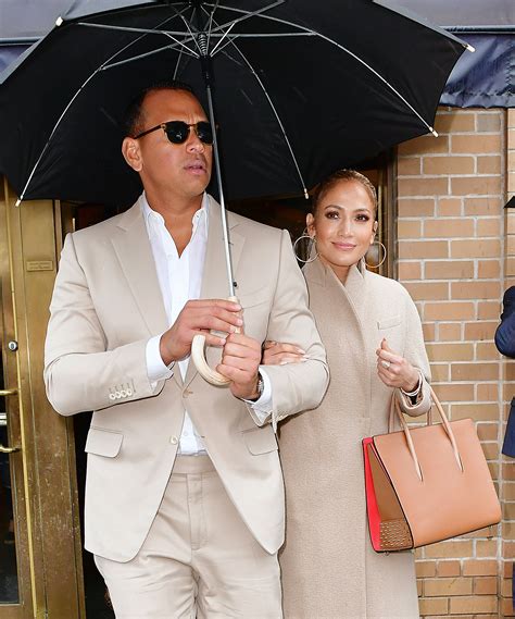when did arod start dating jlo